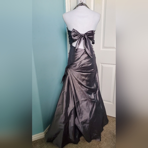NWT Designer Grey Gown - Picture 5 of 9